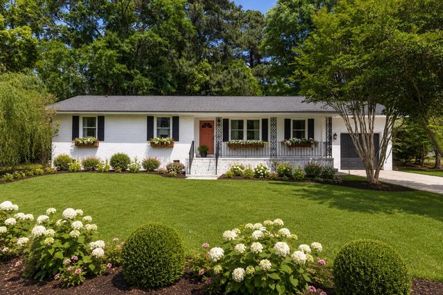 18 Carson Drive, Charleston, SC 29407