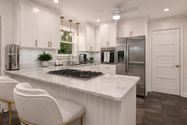 18 Carson Drive, Charleston, SC 29407