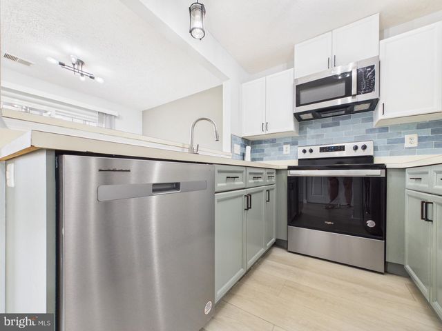 7981 CALVARY CT, Manassas, VA 20109