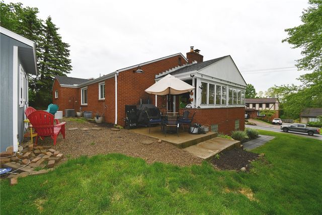 5005 Brownsville Rd, Whitehall, PA 15236