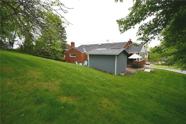 5005 Brownsville Rd, Whitehall, PA 15236