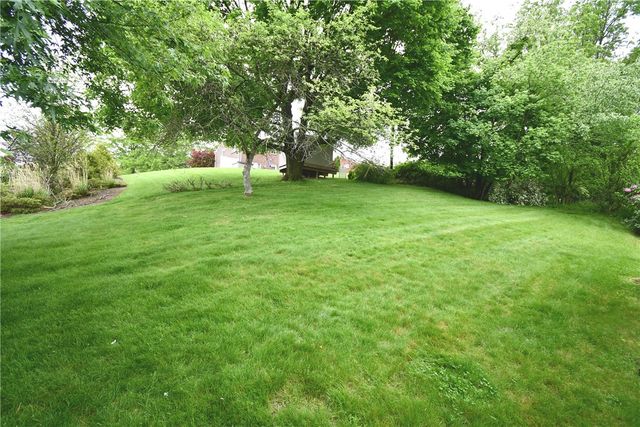 5005 Brownsville Rd, Whitehall, PA 15236