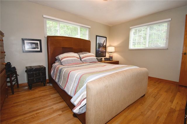 5005 Brownsville Rd, Whitehall, PA 15236