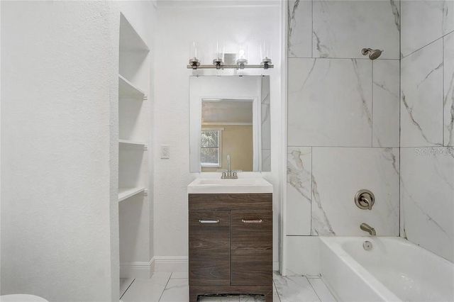 246 N OAK AVENUE, Orange City, FL 32763