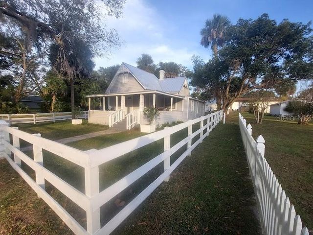 246 N OAK AVENUE, Orange City, FL 32763