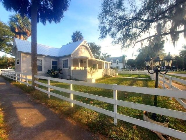 246 N OAK AVENUE, Orange City, FL 32763