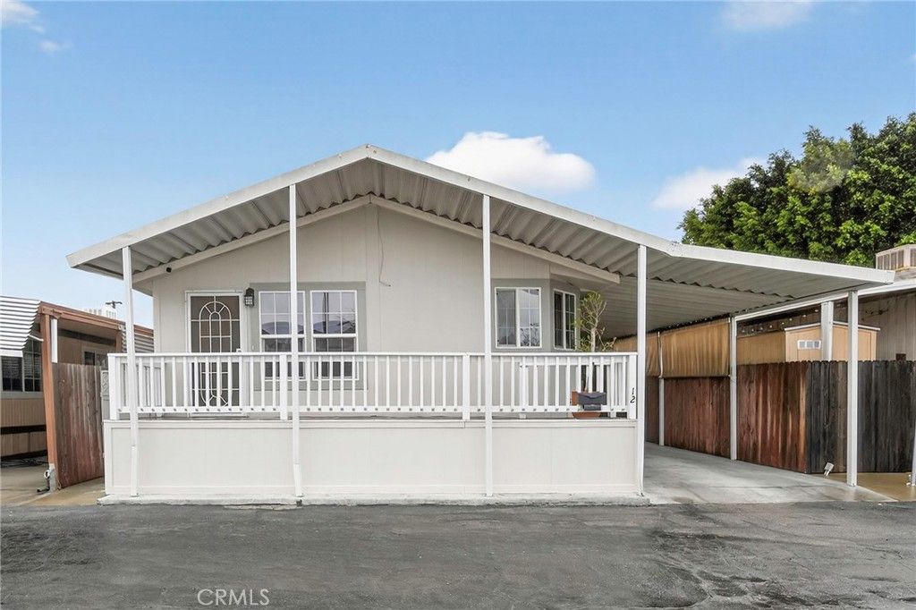 21111 Dolores 12, Carson, CA 90745