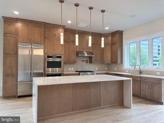 6332 CETUS LN, North Bethesda, MD 20852