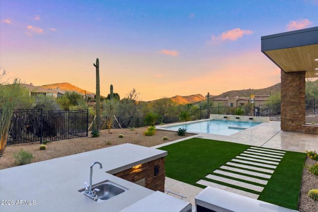 14521 E CORRINE Drive, Scottsdale, AZ 85259