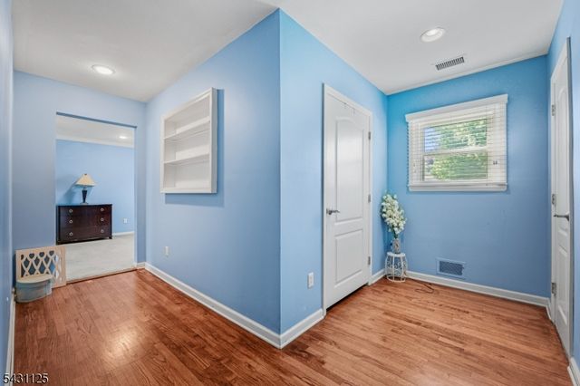 31 Fox Hill Rd, Fairfield Twp., NJ 07004
