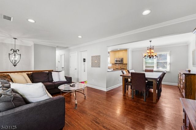 31 Fox Hill Rd, Fairfield Twp., NJ 07004