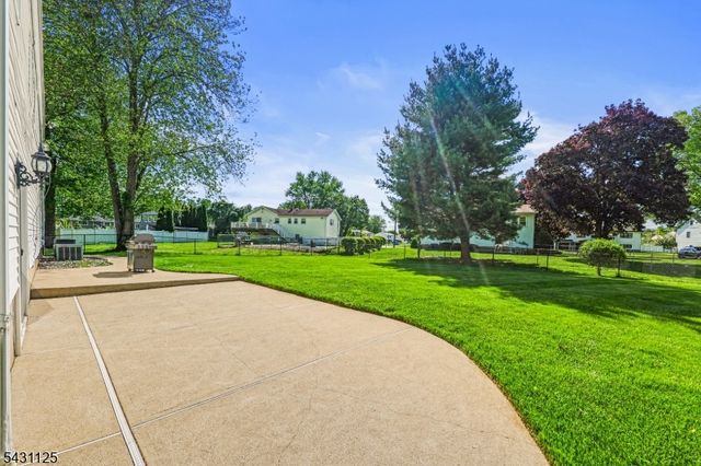 31 Fox Hill Rd, Fairfield Twp., NJ 07004