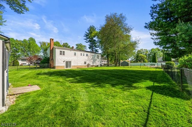 31 Fox Hill Rd, Fairfield Twp., NJ 07004
