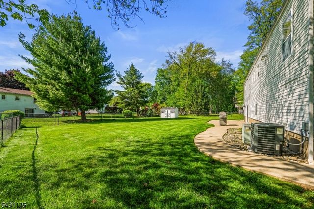 31 Fox Hill Rd, Fairfield Twp., NJ 07004