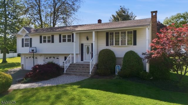 31 Fox Hill Rd, Fairfield Twp., NJ 07004