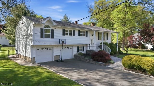 31 Fox Hill Rd, Fairfield Twp., NJ 07004