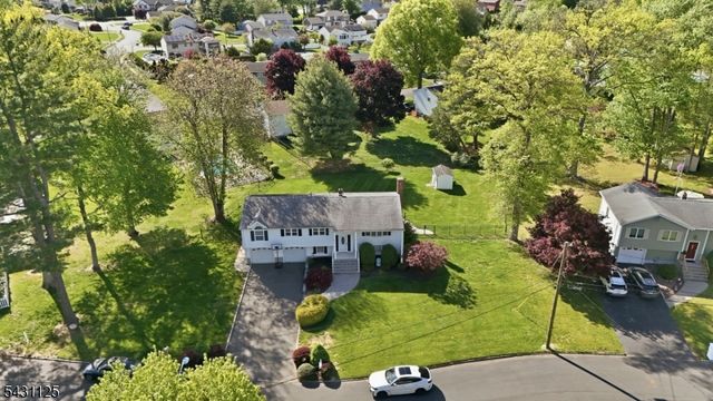 31 Fox Hill Rd, Fairfield Twp., NJ 07004