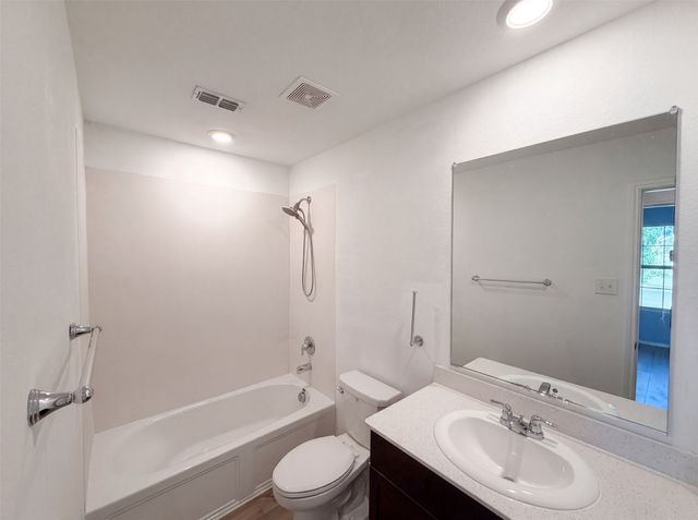 14524 Camino Real Drive, Fort Worth, TX 76052