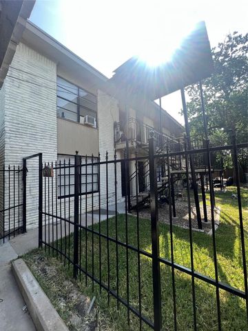 5911 Grace Lane 3, Houston, TX 77021