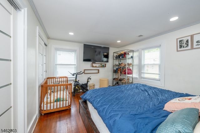 16 Eagle Ter, West Orange Twp., NJ 07052