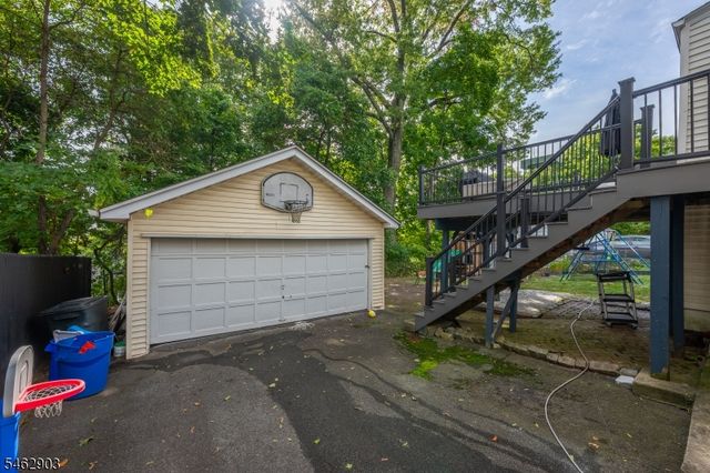 16 Eagle Ter, West Orange Twp., NJ 07052