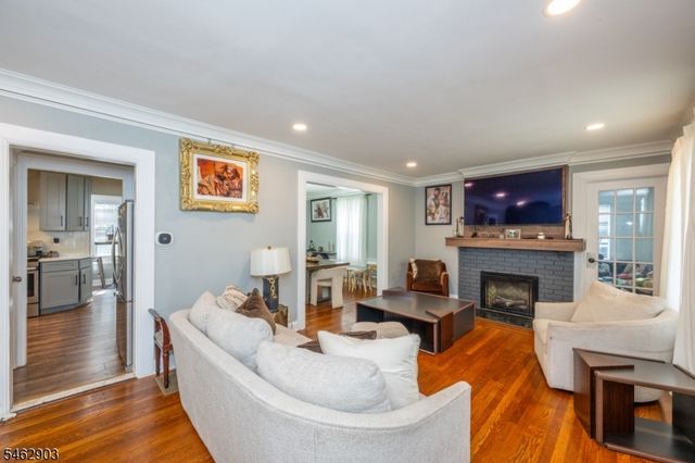 16 Eagle Ter, West Orange Twp., NJ 07052