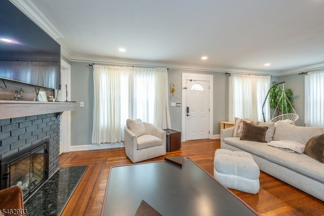 16 Eagle Ter, West Orange Twp., NJ 07052