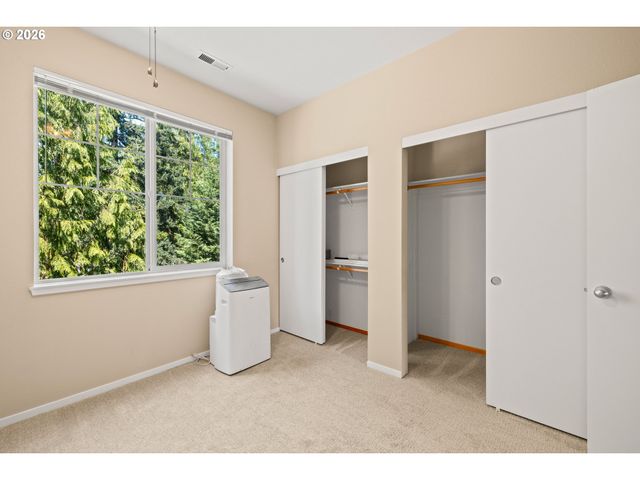 621 Sw DILLAN Dr, Beaverton, OR 97006