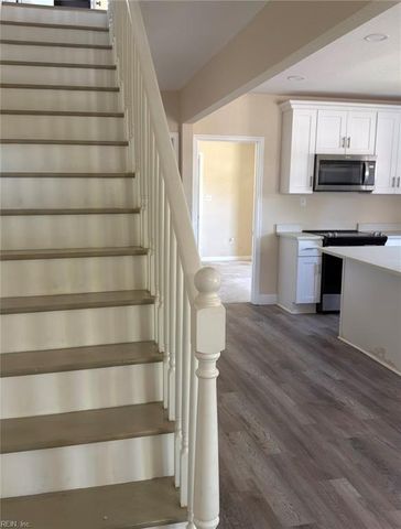 215 Oak ST, Suffolk, VA 23434