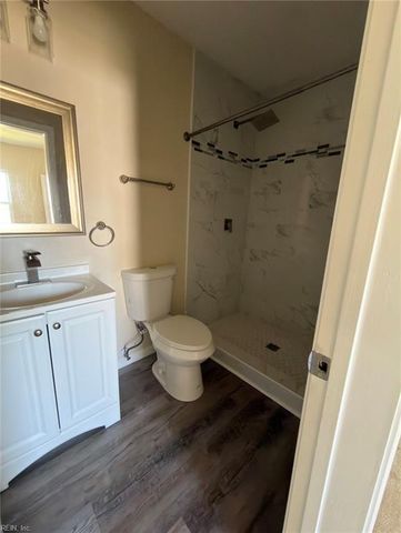 215 Oak ST, Suffolk, VA 23434