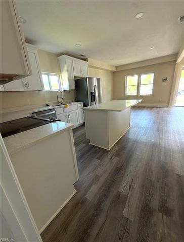 215 Oak ST, Suffolk, VA 23434