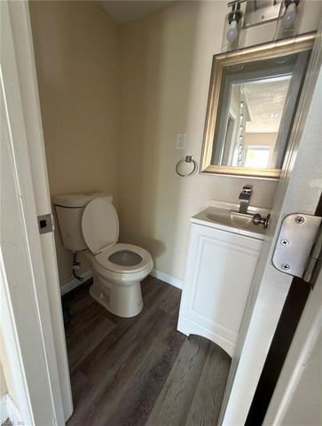 215 Oak ST, Suffolk, VA 23434
