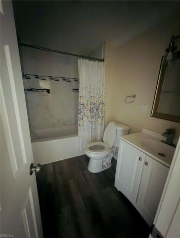 215 Oak ST, Suffolk, VA 23434