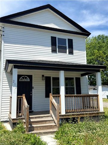 215 Oak ST, Suffolk, VA 23434