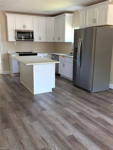 215 Oak ST, Suffolk, VA 23434