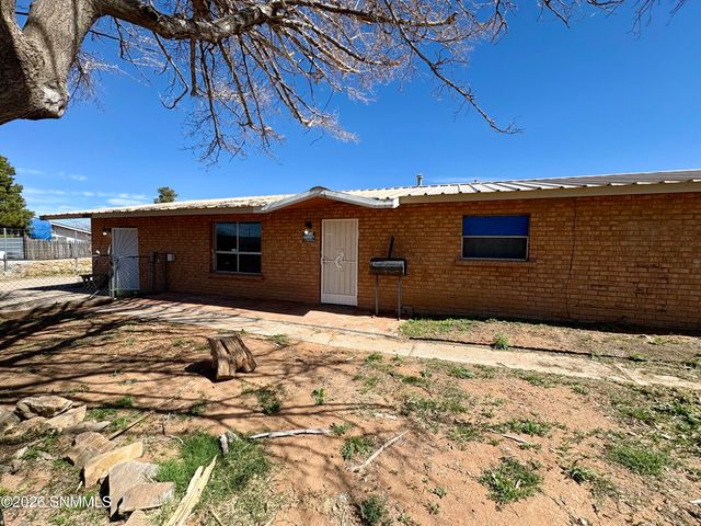 5050 Churchill Avenue, Las Cruces, NM 88011