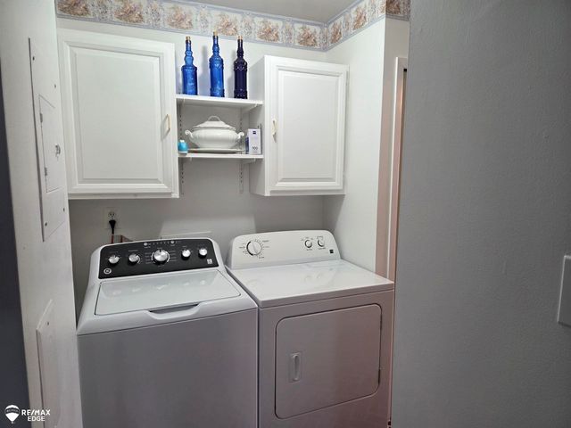 12052 Juniper Way, Grand Blanc Twp, MI 48439