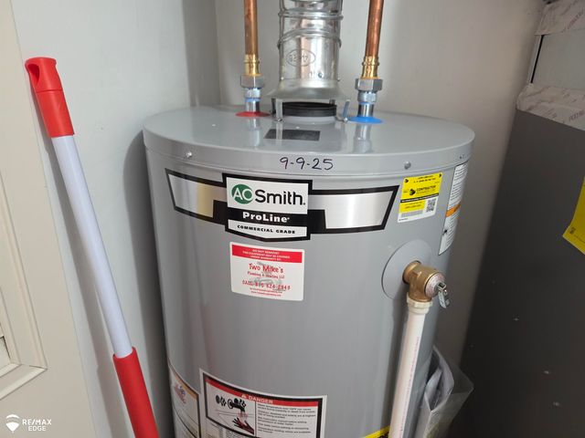 12052 Juniper Way, Grand Blanc Twp, MI 48439