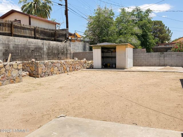 2333 E Idaho Avenue, Las Cruces, NM 88001