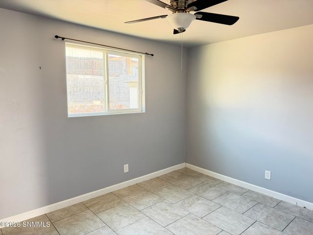 2333 E Idaho Avenue, Las Cruces, NM 88001
