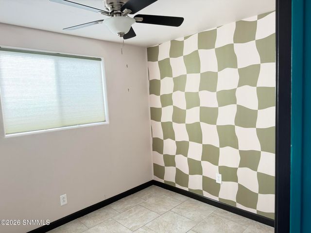 2333 E Idaho Avenue, Las Cruces, NM 88001