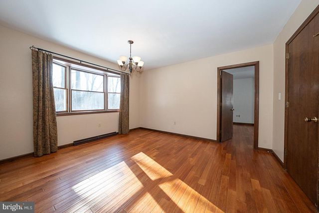 244 S BONSALL RD, Coatesville, PA 19320