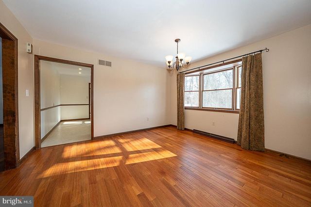 244 S BONSALL RD, Coatesville, PA 19320