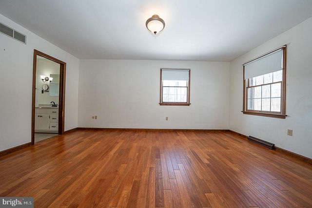 244 S BONSALL RD, Coatesville, PA 19320