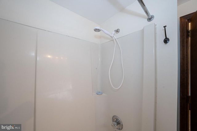 244 S BONSALL RD, Coatesville, PA 19320