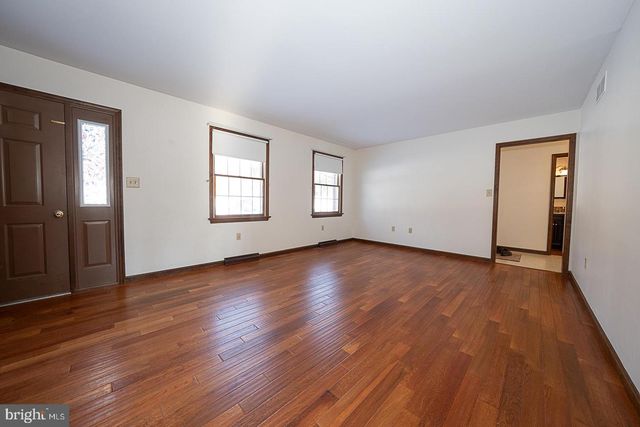 244 S BONSALL RD, Coatesville, PA 19320