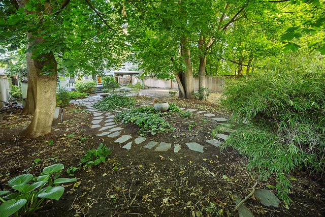 1412 S Tacoma St, Spokane, WA 99203