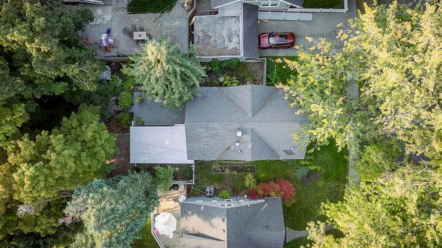1412 S Tacoma St, Spokane, WA 99203