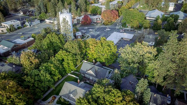 1412 S Tacoma St, Spokane, WA 99203