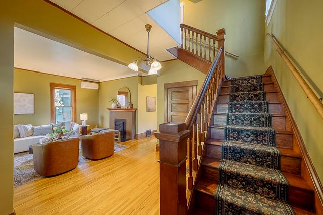 1412 S Tacoma St, Spokane, WA 99203